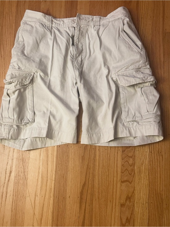 Arizona Jean Company Other - Arizona Jean Company Men's Cargo Shorts in Light Beige - 38
